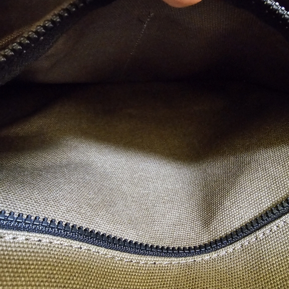 🎉HOST PICK🎉 Marc Jacobs The Canvas Large Tote - Picture 11 of 17